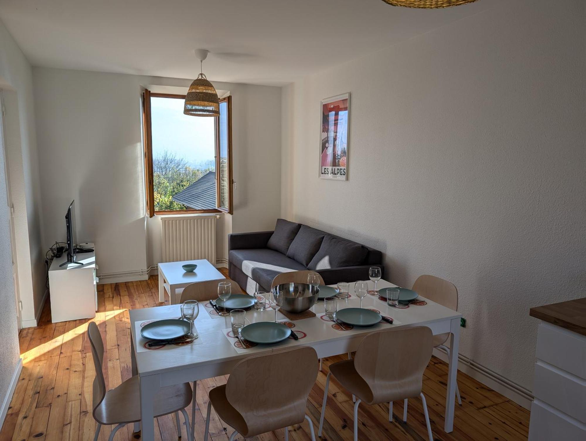 Appart 65M2 Avec 2 Chambres Dans Ferme Renovee - Parking Gratuit - Grande Vue Montagnes Montbonnot-Saint-Martin Εξωτερικό φωτογραφία